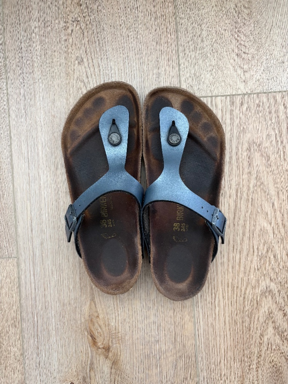 BIRKENSTOCK - Gizeh - Metallic Blue - Size 38